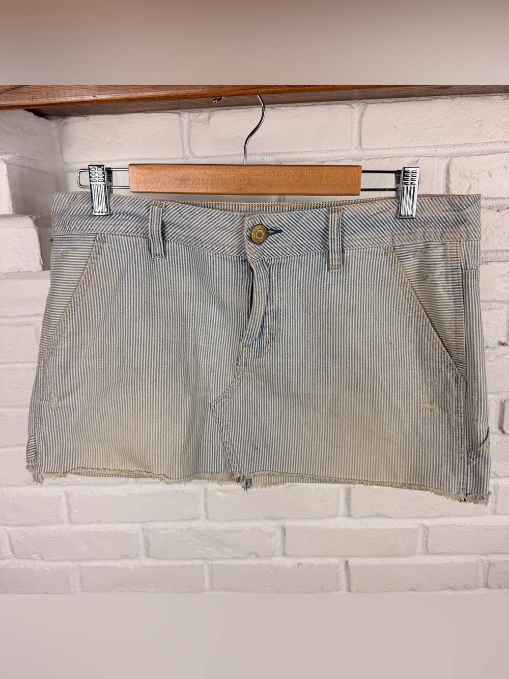 American Eagle Blue‎ Stripe Denim Mini Skirt Size Large Y2K Distressed Skirt